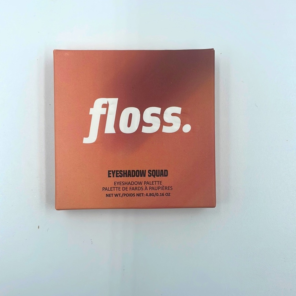 Floss Eyeshadow Squad in Almost Nude (NWT)